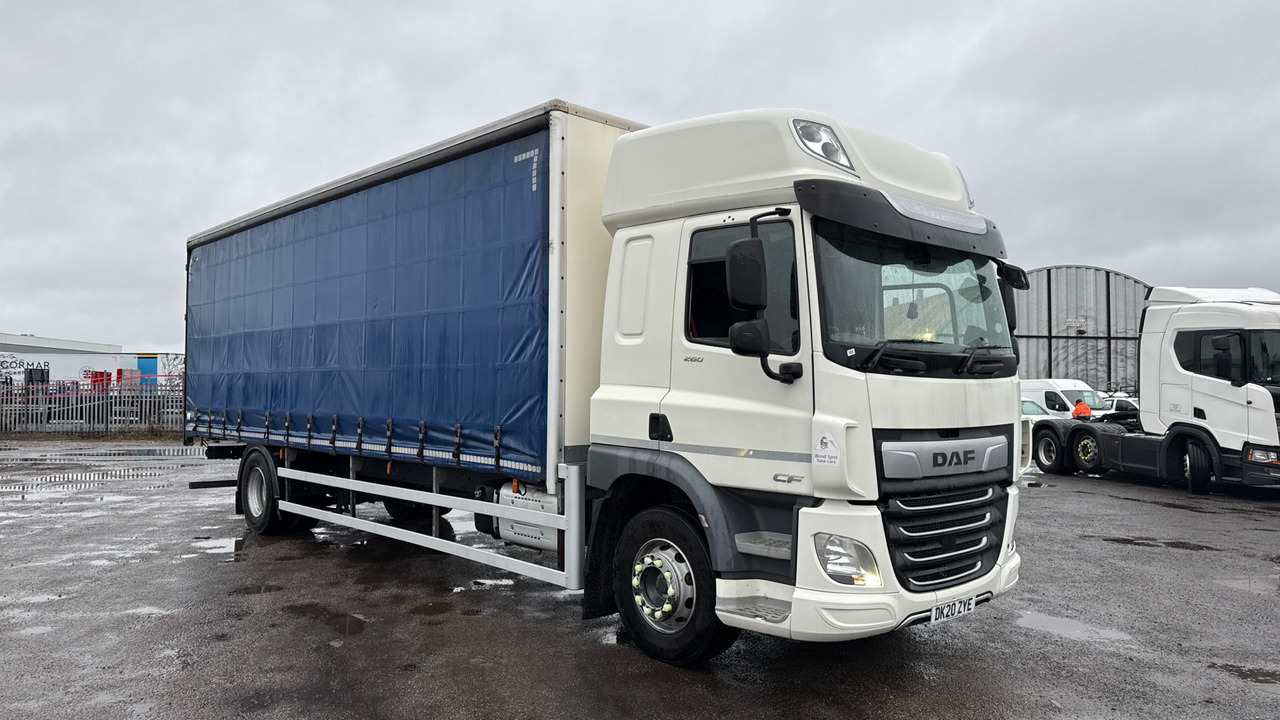 DAF CF 260 - Schuifzeilen vrachtwagen: afbeelding 1 DAF CF 260 - Schuifzeilen vrachtwagen: afbeelding 1