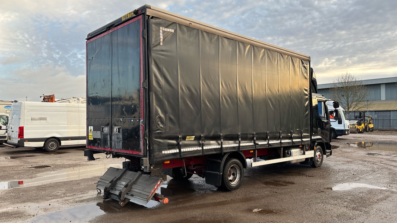 DAF LF 150 - Schuifzeilen vrachtwagen: afbeelding 4 DAF LF 150 - Schuifzeilen vrachtwagen: afbeelding 4