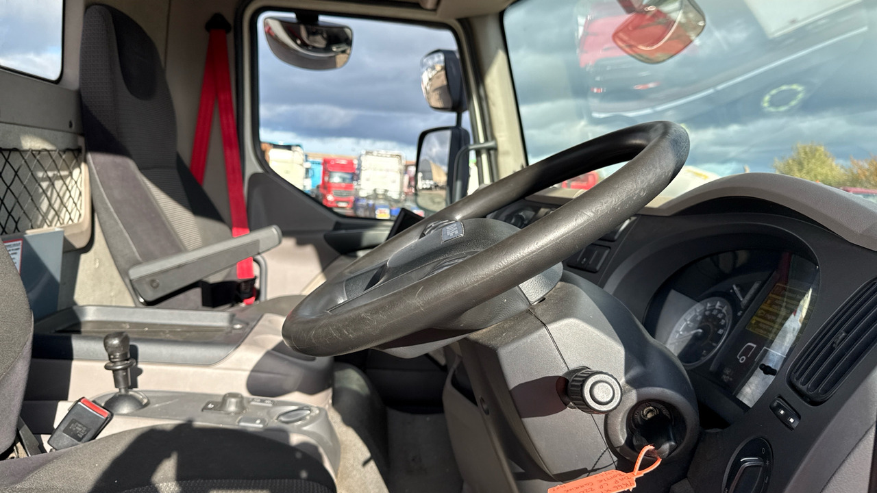 DAF LF 220 - Vrachtwagen met open laadbak: afbeelding 5 DAF LF 220 - Vrachtwagen met open laadbak: afbeelding 5