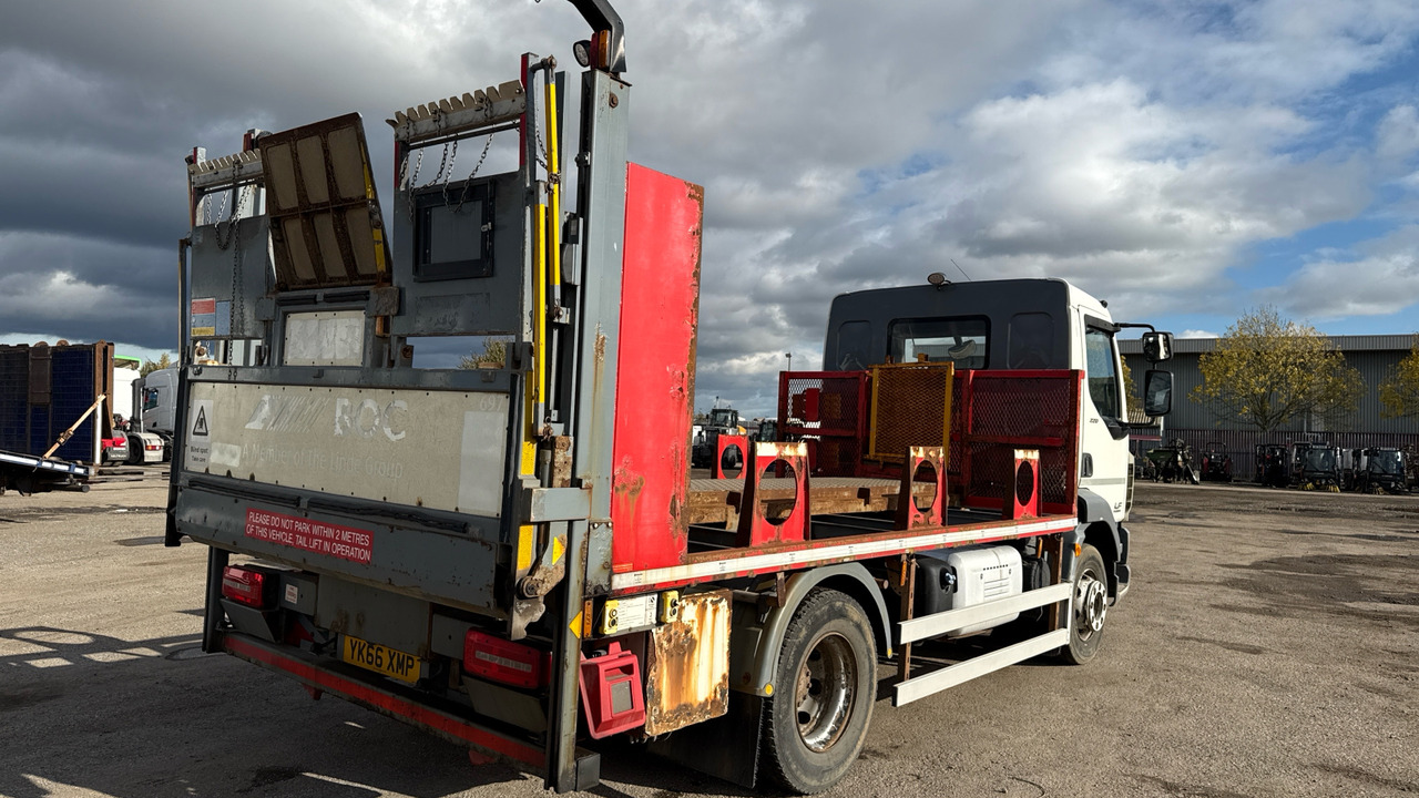 DAF LF 220 - Vrachtwagen met open laadbak: afbeelding 4 DAF LF 220 - Vrachtwagen met open laadbak: afbeelding 4