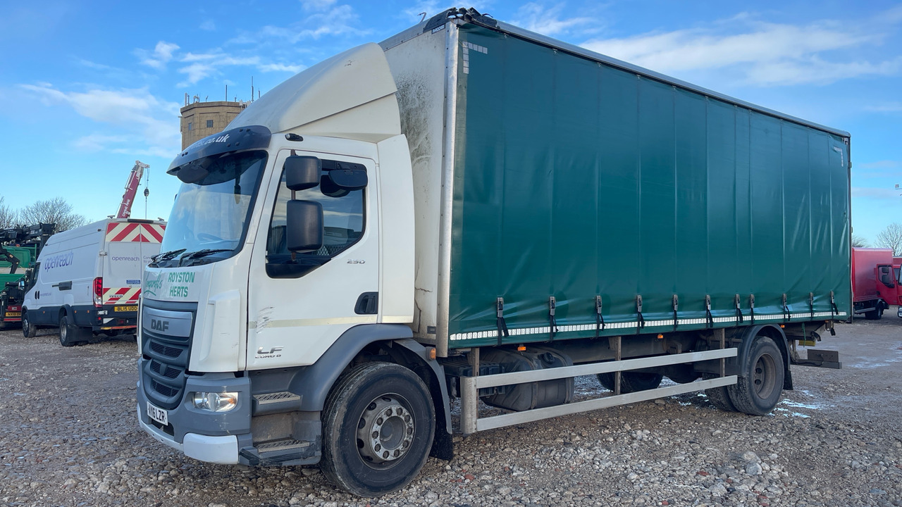 DAF LF 250 - Schuifzeilen vrachtwagen: afbeelding 2 DAF LF 250 - Schuifzeilen vrachtwagen: afbeelding 2
