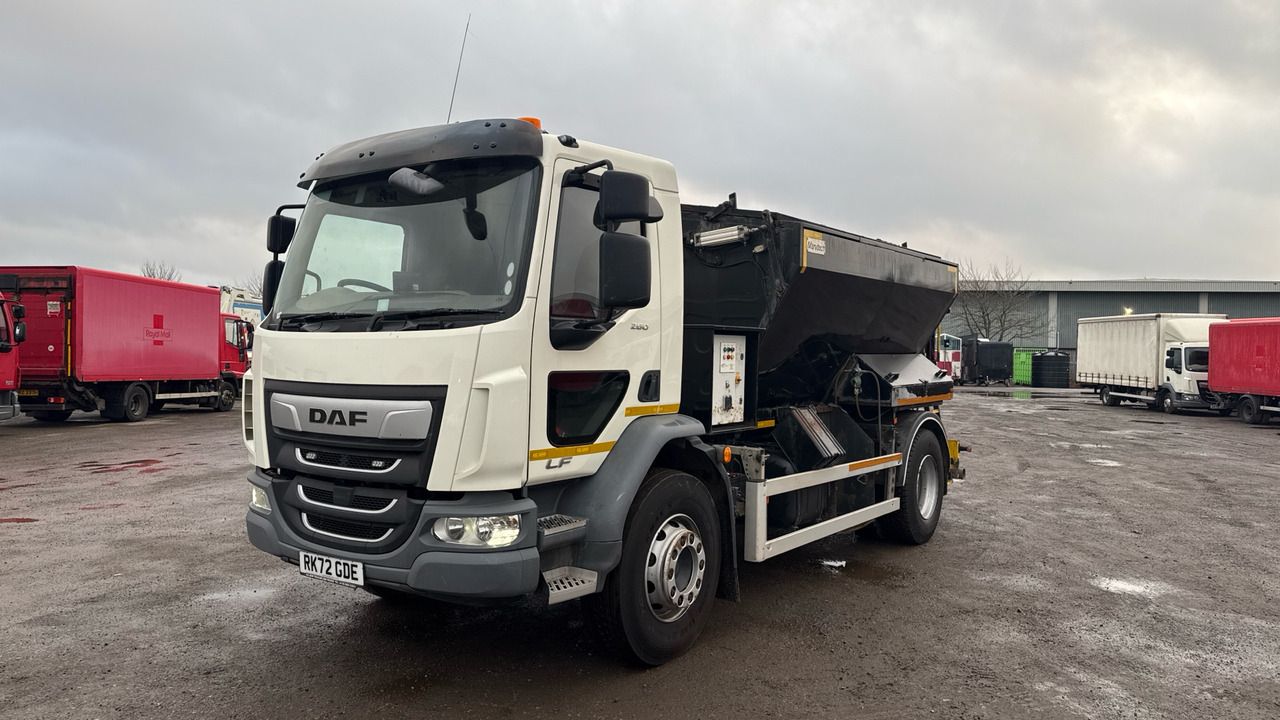 DAF LF 260 - Asfaltmachine: afbeelding 2 DAF LF 260 - Asfaltmachine: afbeelding 2