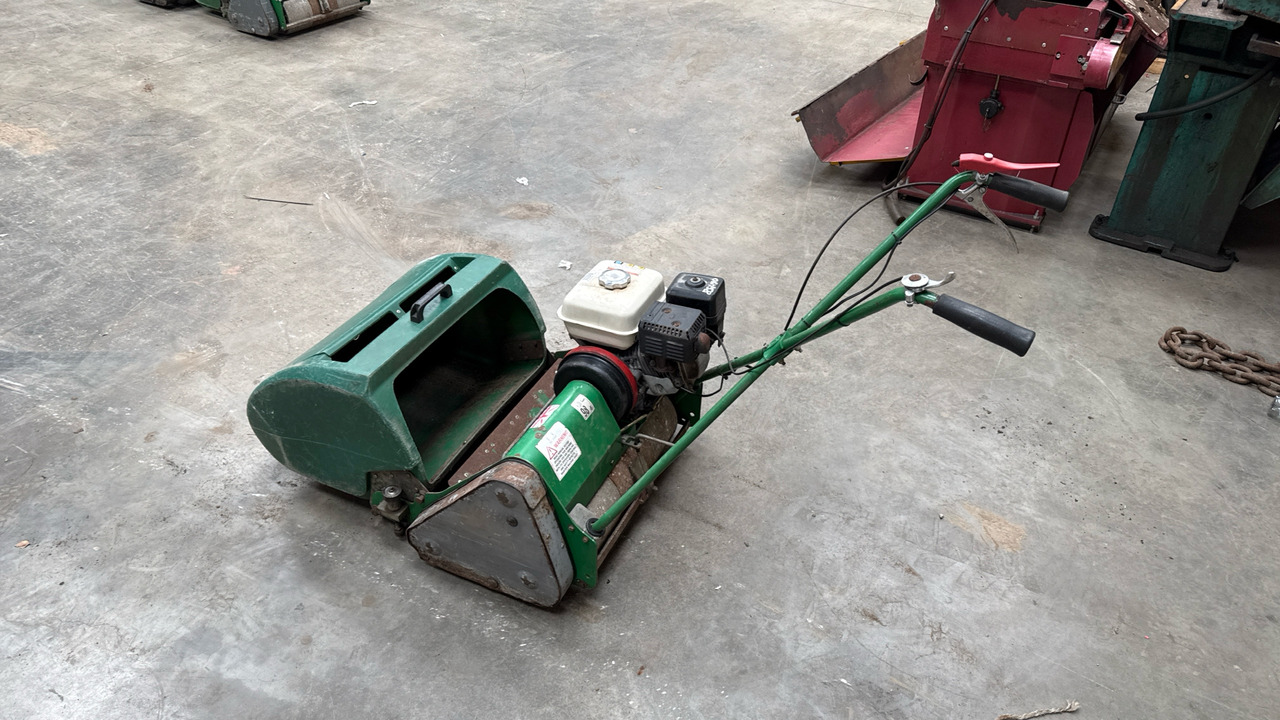 DENNIS FT510 PEDESTRIAN CYLINDER MOWER WITH 9K UNIT AND GRASS BOX - Bouwmaterieel: afbeelding 3 DENNIS FT510 PEDESTRIAN CYLINDER MOWER WITH 9K UNIT AND GRASS BOX - Bouwmaterieel: afbeelding 3