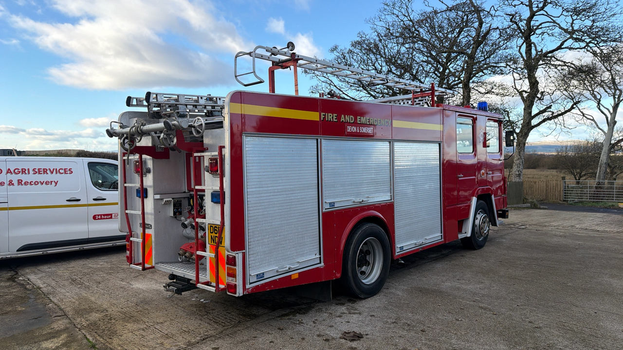 DENNIS RS 135 - Brandweerwagen: afbeelding 4 DENNIS RS 135 - Brandweerwagen: afbeelding 4