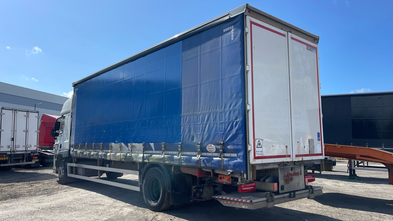 Daf CF 260 - Schuifzeilen vrachtwagen: afbeelding 4 Daf CF 260 - Schuifzeilen vrachtwagen: afbeelding 4