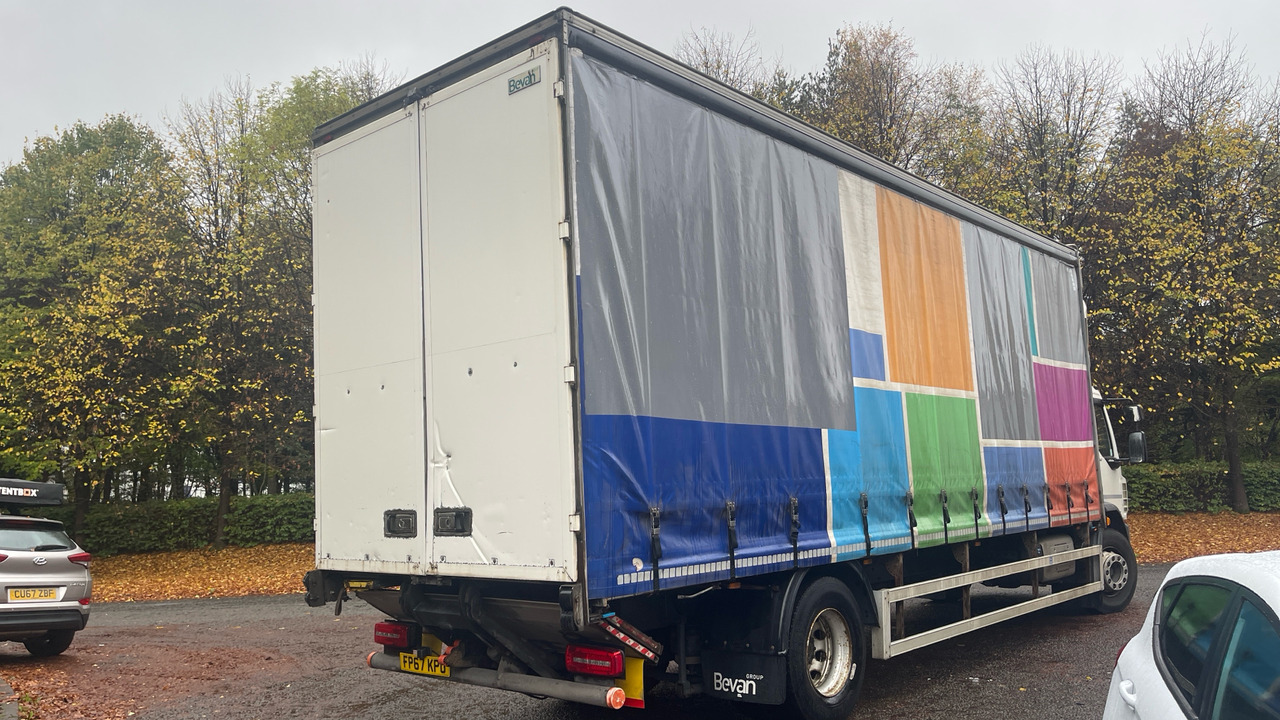 Daf LF 230 - Schuifzeilen vrachtwagen: afbeelding 4 Daf LF 230 - Schuifzeilen vrachtwagen: afbeelding 4