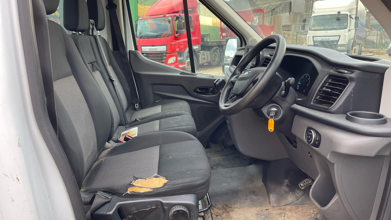 FORD TRANSIT 350 2.0 ECOBLUE 130PS - Bestelwagen met open laadbak: afbeelding 5 FORD TRANSIT 350 2.0 ECOBLUE 130PS - Bestelwagen met open laadbak: afbeelding 5