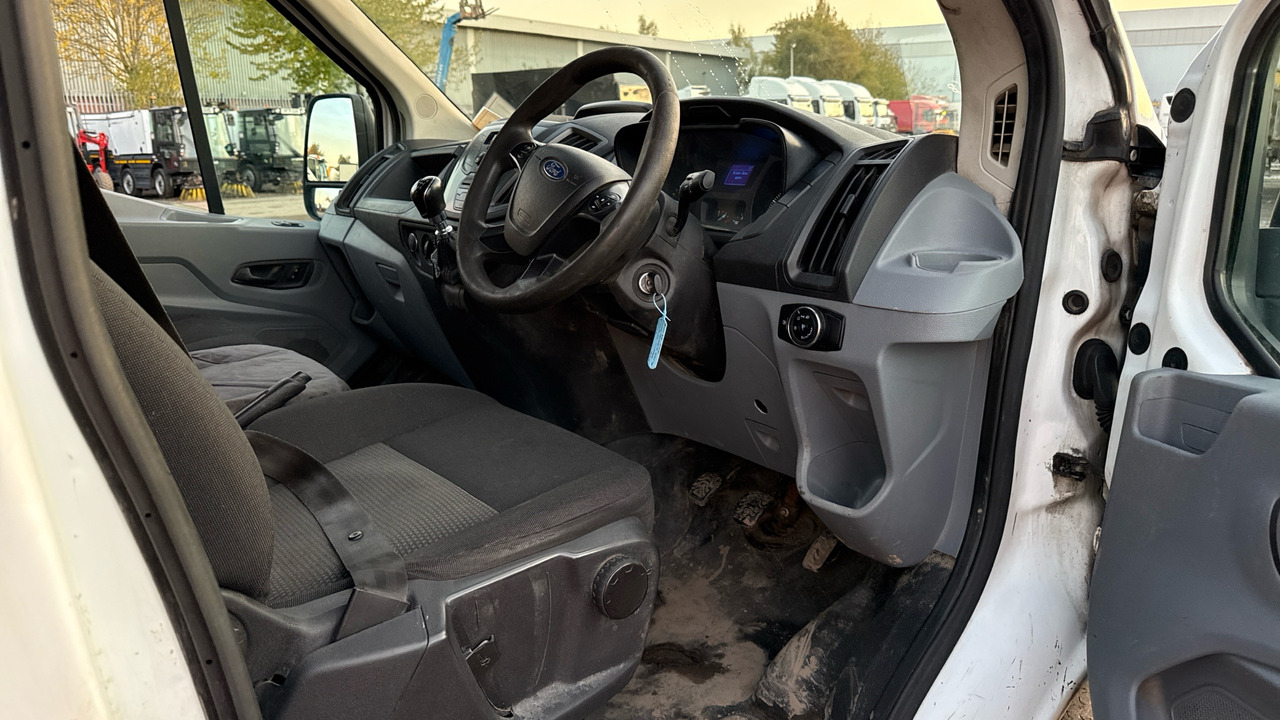 FORD TRANSIT 350 2.2 TDCi 125ps - Kipper bestelwagen: afbeelding 5 FORD TRANSIT 350 2.2 TDCi 125ps - Kipper bestelwagen: afbeelding 5