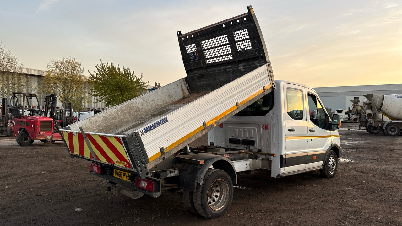 FORD TRANSIT 350 2.2 TDCi 125ps - Kipper bestelwagen: afbeelding 4 FORD TRANSIT 350 2.2 TDCi 125ps - Kipper bestelwagen: afbeelding 4