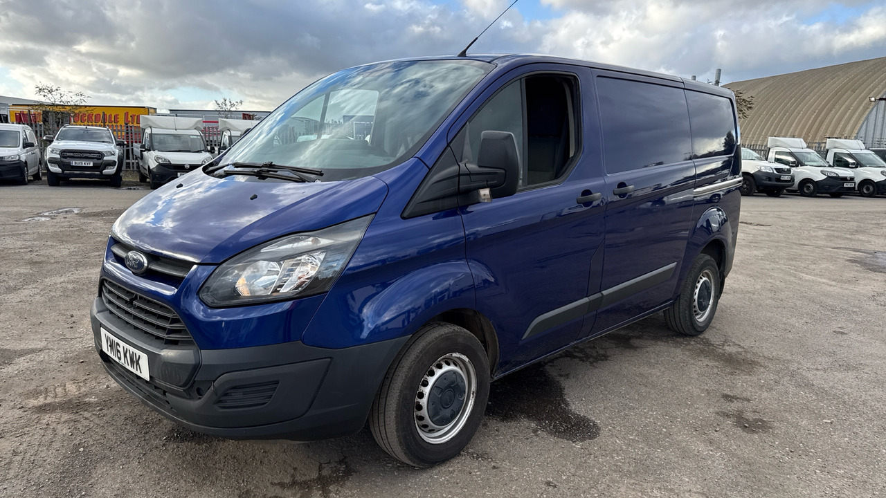 FORD TRANSIT CUSTOM 270 2.2 TDCi 100ps - Kleine bestelwagen: afbeelding 2 FORD TRANSIT CUSTOM 270 2.2 TDCi 100ps - Kleine bestelwagen: afbeelding 2