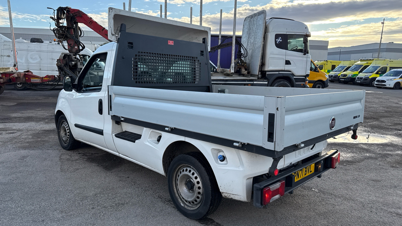 Fiat Doblo Work Up II 1.6 MULTIJET 16V - Bestelwagen met open laadbak: afbeelding 3 Fiat Doblo Work Up II 1.6 MULTIJET 16V - Bestelwagen met open laadbak: afbeelding 3