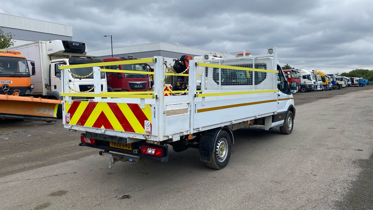 Ford Transit 350 2.0 ECOBLUE 130PS - Bestelwagen met open laadbak: afbeelding 4 Ford Transit 350 2.0 ECOBLUE 130PS - Bestelwagen met open laadbak: afbeelding 4