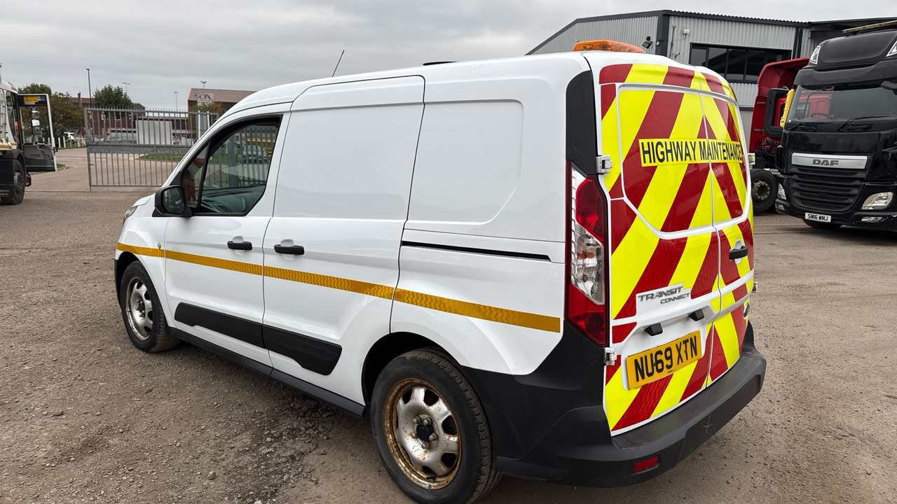 Ford Transit Connect 200 1.5 EcoBlue 75ps - Kleine bestelwagen: afbeelding 3 Ford Transit Connect 200 1.5 EcoBlue 75ps - Kleine bestelwagen: afbeelding 3