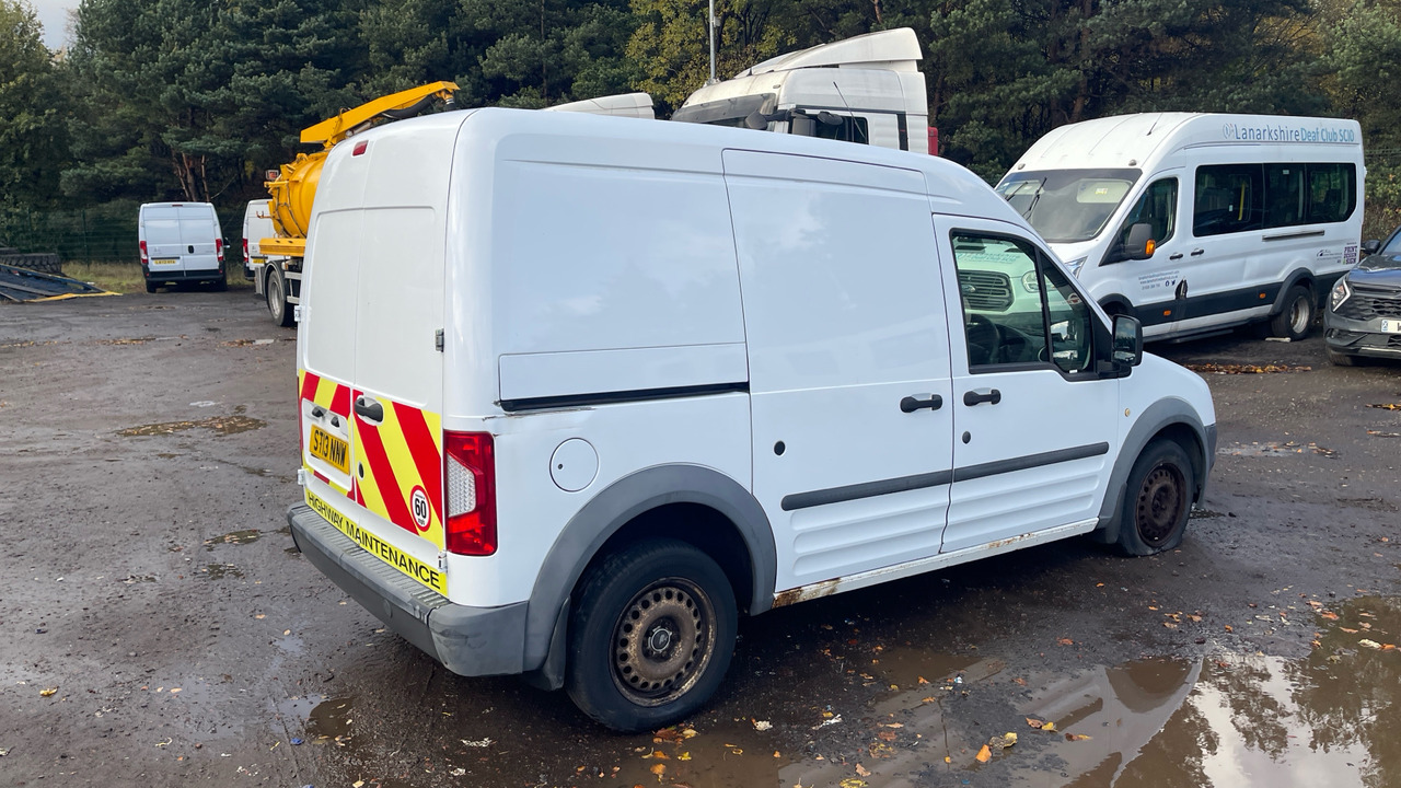 Ford Transit Connect T230 1.8 TDCi 90PS - Kleine bestelwagen: afbeelding 4 Ford Transit Connect T230 1.8 TDCi 90PS - Kleine bestelwagen: afbeelding 4