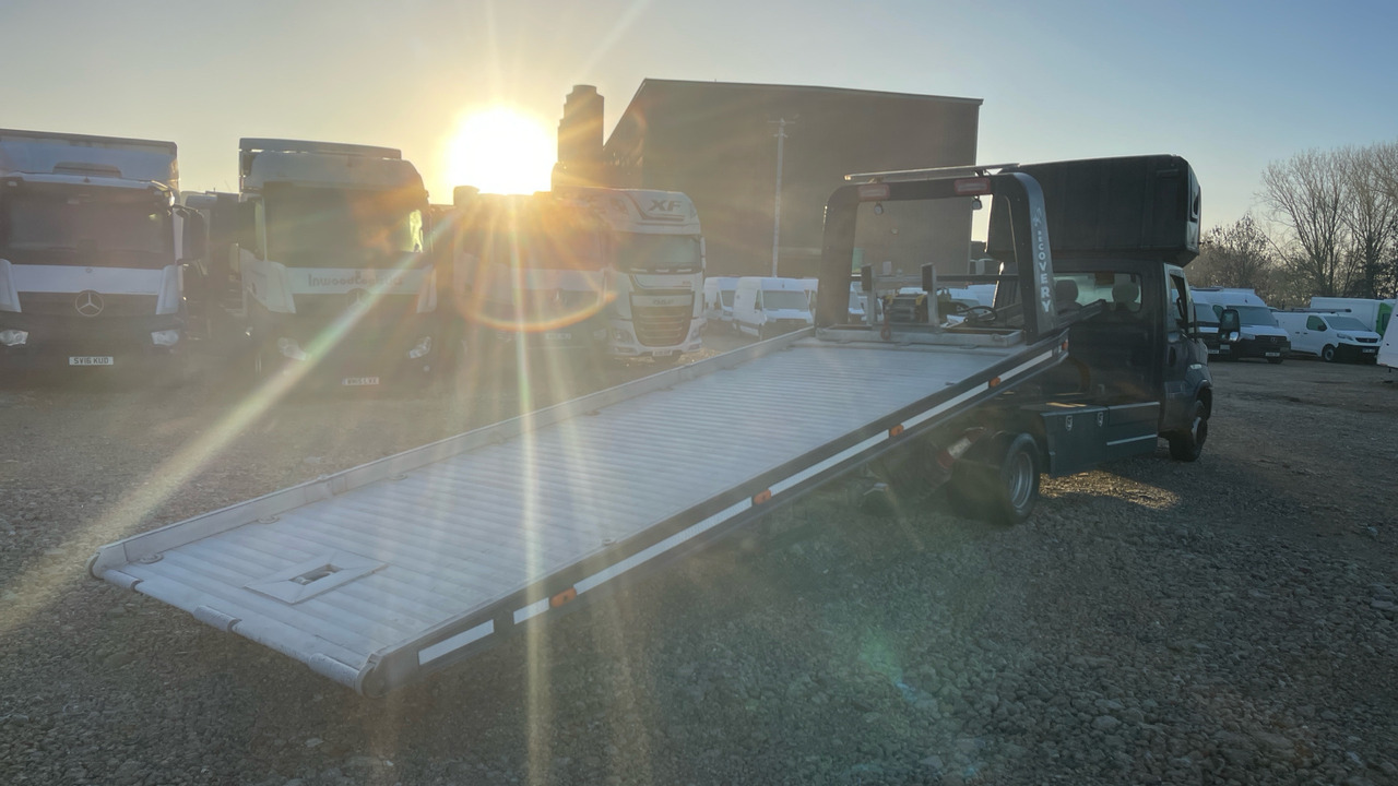 IVECO DAILY 3.0 70C18 - Bergingsvoertuig: afbeelding 4 IVECO DAILY 3.0 70C18 - Bergingsvoertuig: afbeelding 4