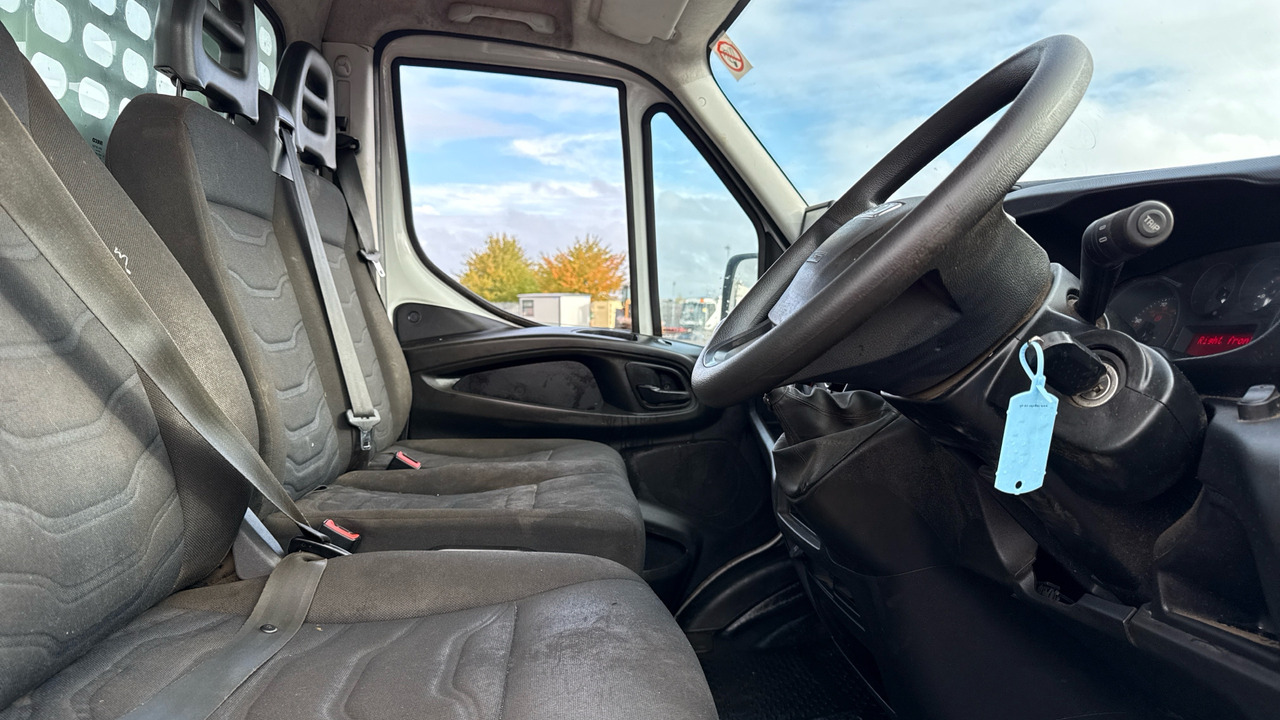 IVECO DAILY 35C12 2.3 3750 - Bestelwagen met open laadbak: afbeelding 5 IVECO DAILY 35C12 2.3 3750 - Bestelwagen met open laadbak: afbeelding 5