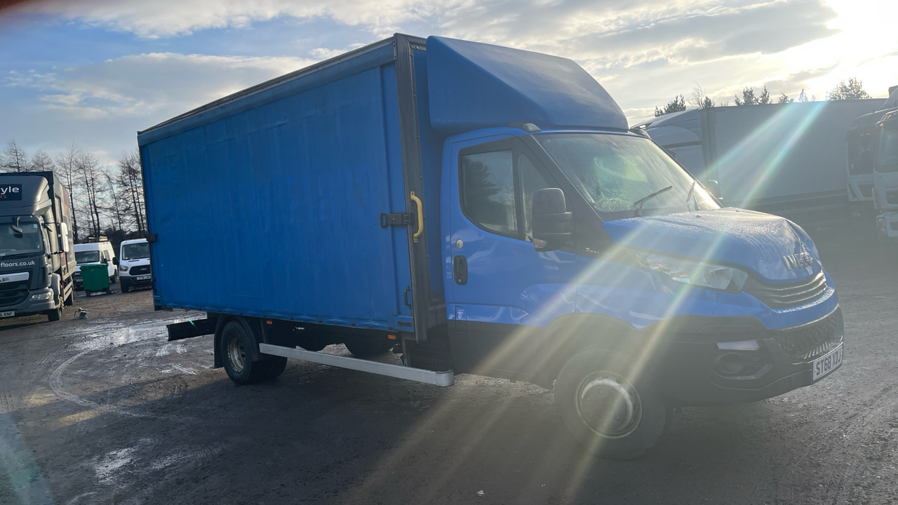 IVECO DAILY 72-180 - Schuifzeilen vrachtwagen: afbeelding 1 IVECO DAILY 72-180 - Schuifzeilen vrachtwagen: afbeelding 1