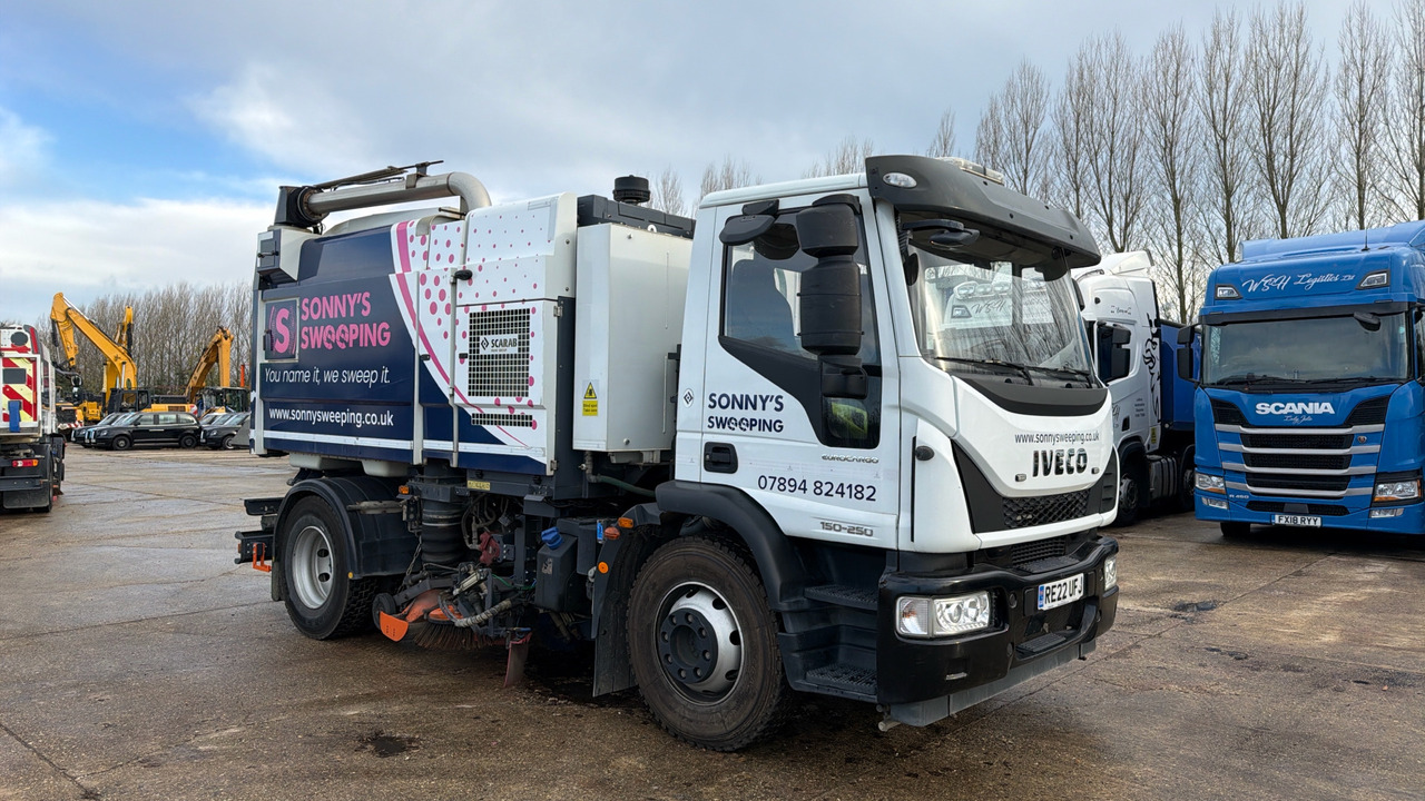 IVECO EUROCARGO 150-250 - Veegwagen: afbeelding 1 IVECO EUROCARGO 150-250 - Veegwagen: afbeelding 1