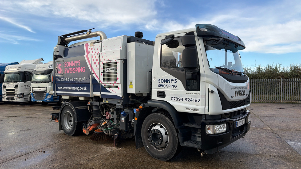 IVECO EUROCARGO 150-250 - Veegwagen: afbeelding 1 IVECO EUROCARGO 150-250 - Veegwagen: afbeelding 1
