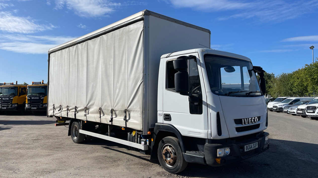 IVECO EUROCARGO 75E - Schuifzeilen vrachtwagen: afbeelding 1 IVECO EUROCARGO 75E - Schuifzeilen vrachtwagen: afbeelding 1