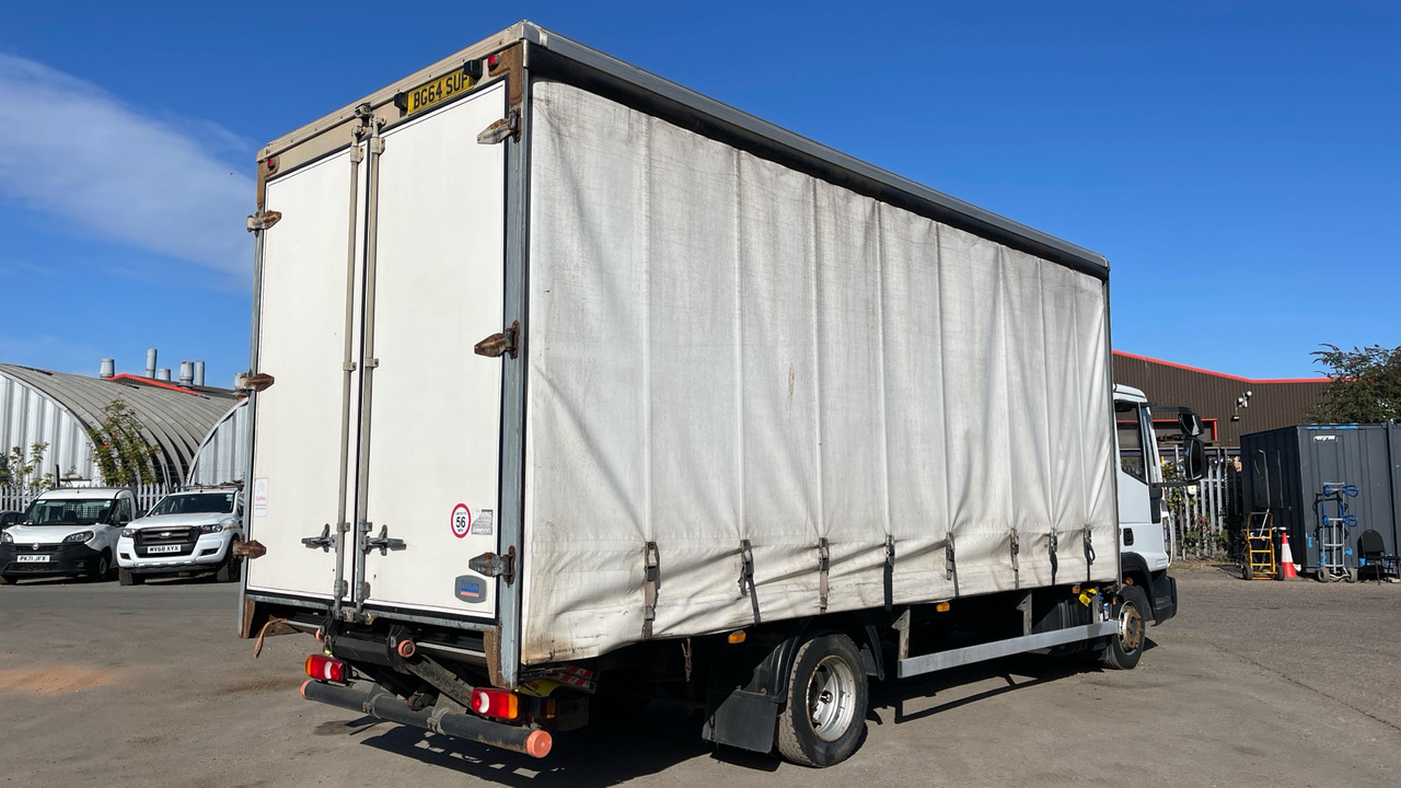 IVECO EUROCARGO 75E - Schuifzeilen vrachtwagen: afbeelding 4 IVECO EUROCARGO 75E - Schuifzeilen vrachtwagen: afbeelding 4