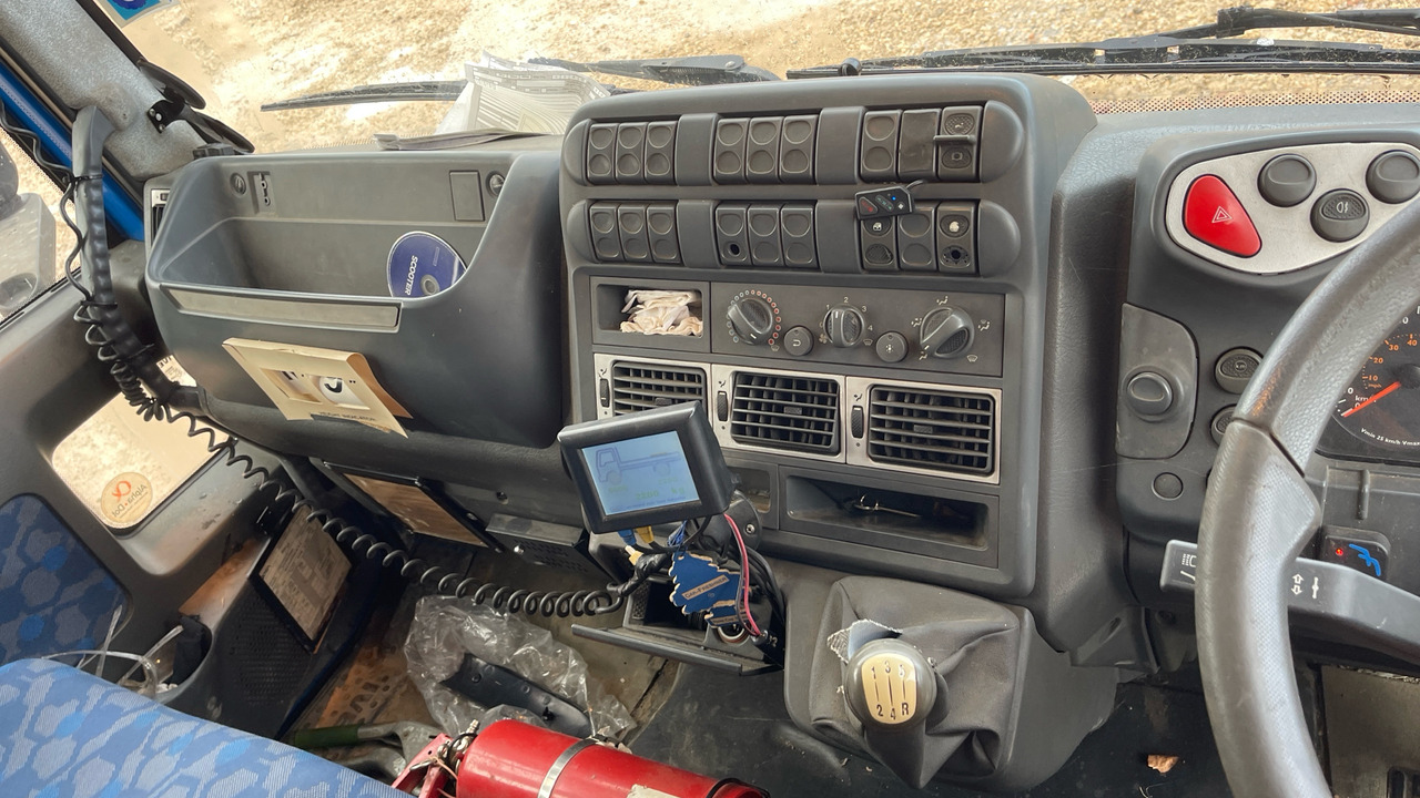 Vrachtwagen met open laadbak IVECO EUROCARGO 75E16: afbeelding 7 Vrachtwagen met open laadbak IVECO EUROCARGO 75E16: afbeelding 7