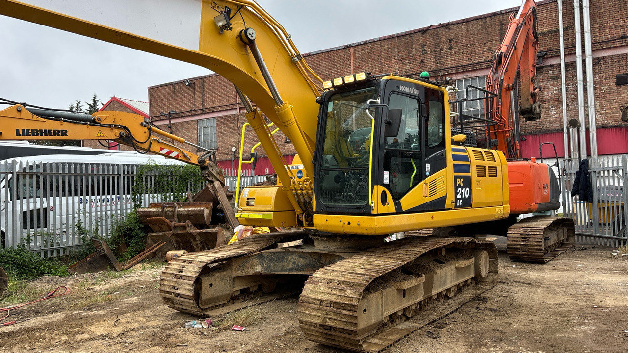 KOMATSU PC210-11 - Rupsgraafmachine: afbeelding 4 KOMATSU PC210-11 - Rupsgraafmachine: afbeelding 4