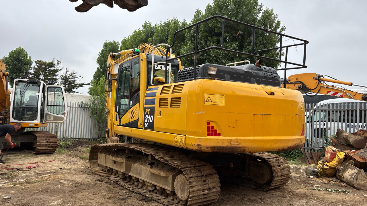 KOMATSU PC210-11 - Rupsgraafmachine: afbeelding 5 KOMATSU PC210-11 - Rupsgraafmachine: afbeelding 5