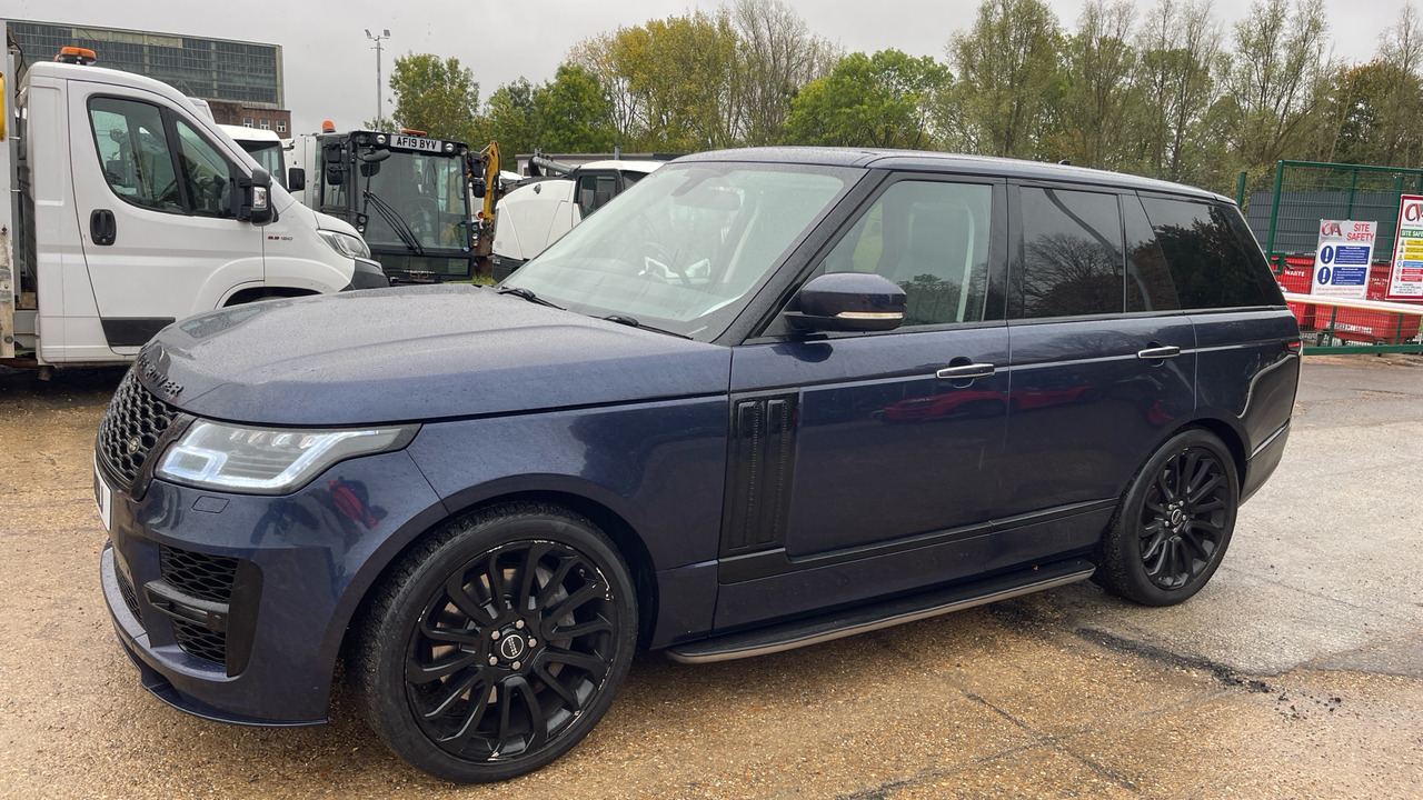LAND ROVER RANGE ROVER 4.4 VOGUE SVR - Stationwagen: afbeelding 2 LAND ROVER RANGE ROVER 4.4 VOGUE SVR - Stationwagen: afbeelding 2