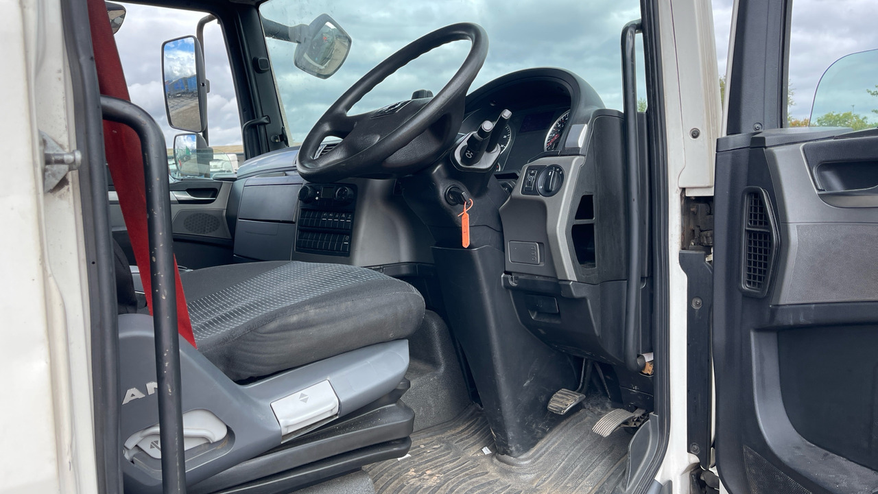 MAN TGL 7.150 - Schuifzeilen vrachtwagen: afbeelding 5 MAN TGL 7.150 - Schuifzeilen vrachtwagen: afbeelding 5