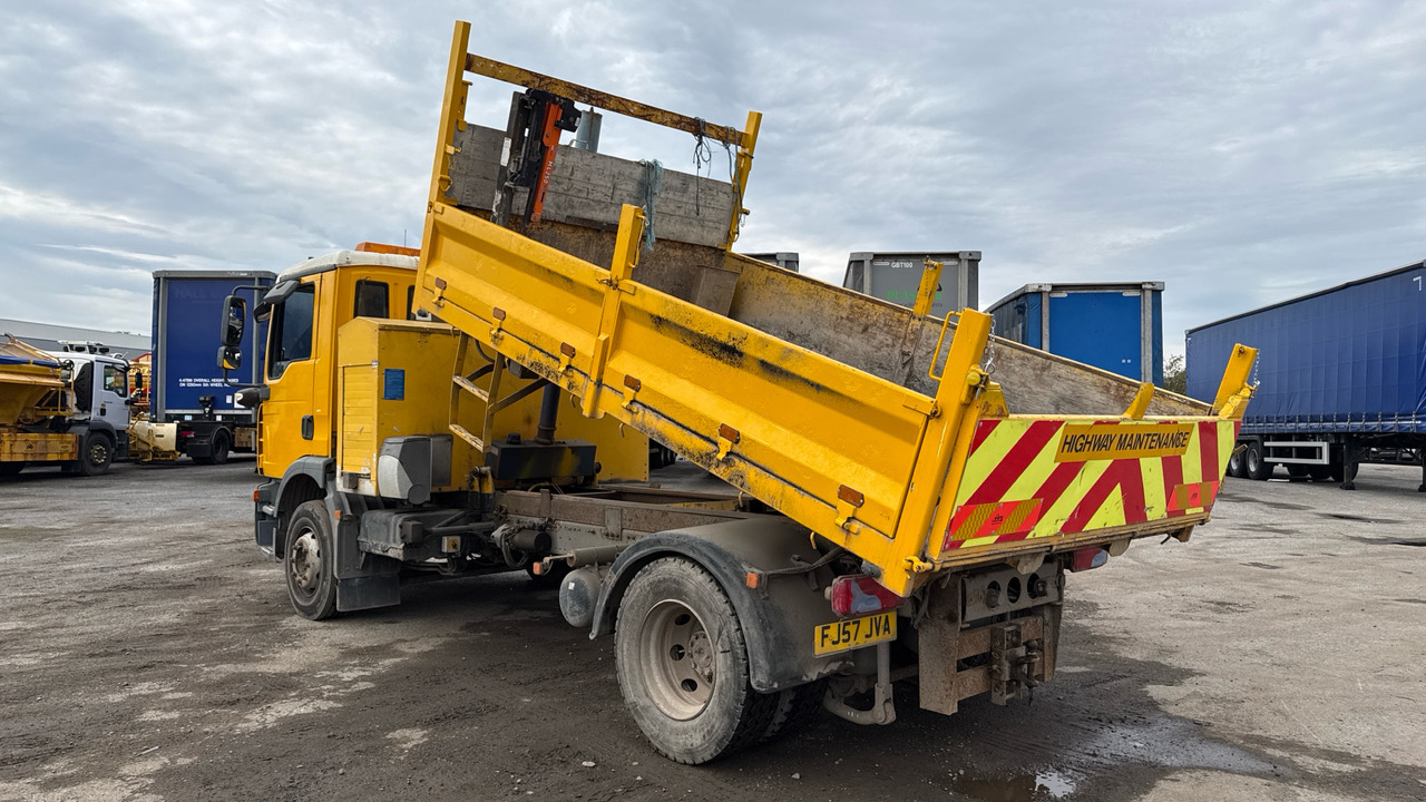 MAN TGM 15.240 - Kipper vrachtwagen: afbeelding 3 MAN TGM 15.240 - Kipper vrachtwagen: afbeelding 3