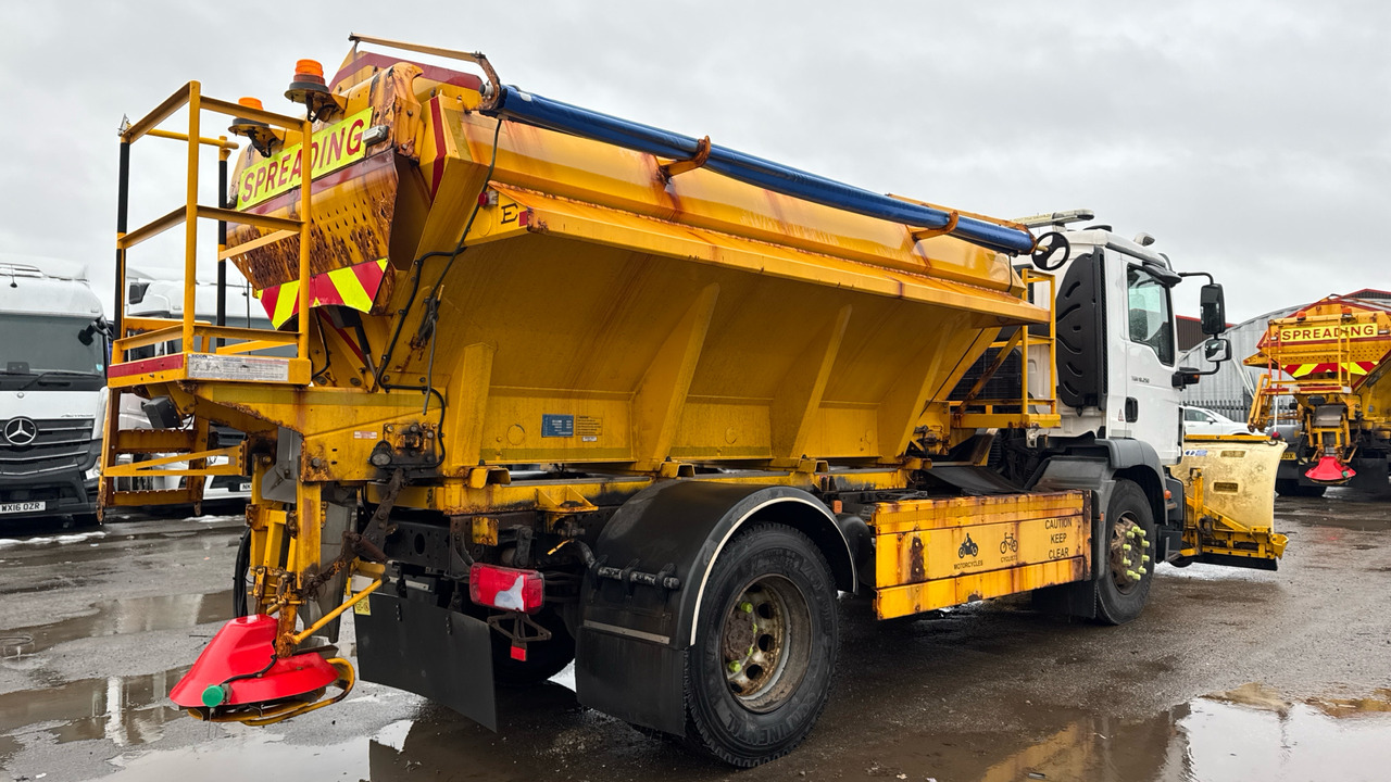 MAN TGM 18.250 - Sneeuwruimer: afbeelding 4 MAN TGM 18.250 - Sneeuwruimer: afbeelding 4