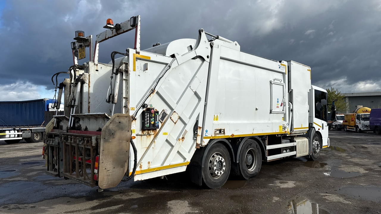 MERCEDES-BENZ ECONIC 2630 - Vuilniswagen: afbeelding 4 MERCEDES-BENZ ECONIC 2630 - Vuilniswagen: afbeelding 4