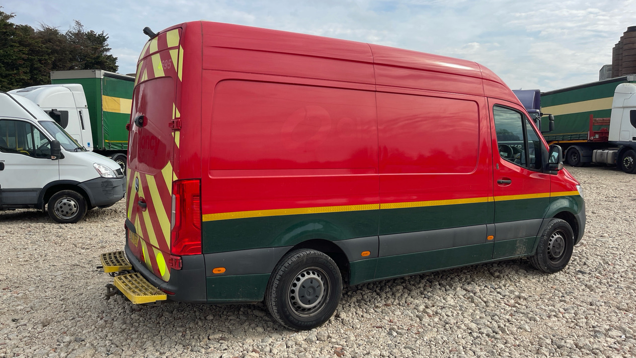 MERCEDES-BENZ SPRINTER 316 CDI - Gesloten bestelwagen: afbeelding 4 MERCEDES-BENZ SPRINTER 316 CDI - Gesloten bestelwagen: afbeelding 4