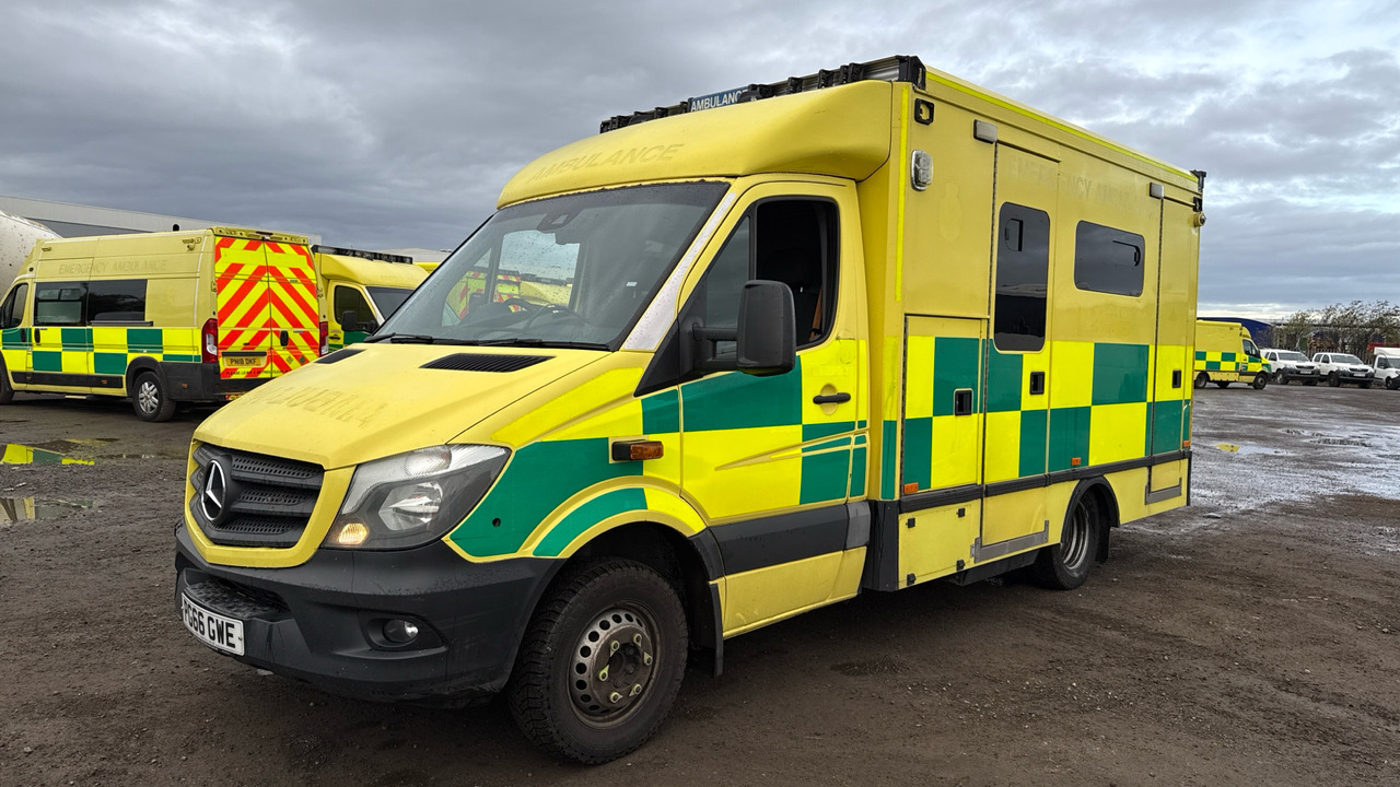 MERCEDES-BENZ SPRINTER 519 CDI - Ambulance: afbeelding 2 MERCEDES-BENZ SPRINTER 519 CDI - Ambulance: afbeelding 2