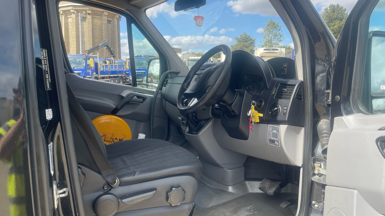 MERCEDES-BENZ SPRINTER TRANSFER 35 - Minibus, Personenvervoer: afbeelding 5 MERCEDES-BENZ SPRINTER TRANSFER 35 - Minibus, Personenvervoer: afbeelding 5