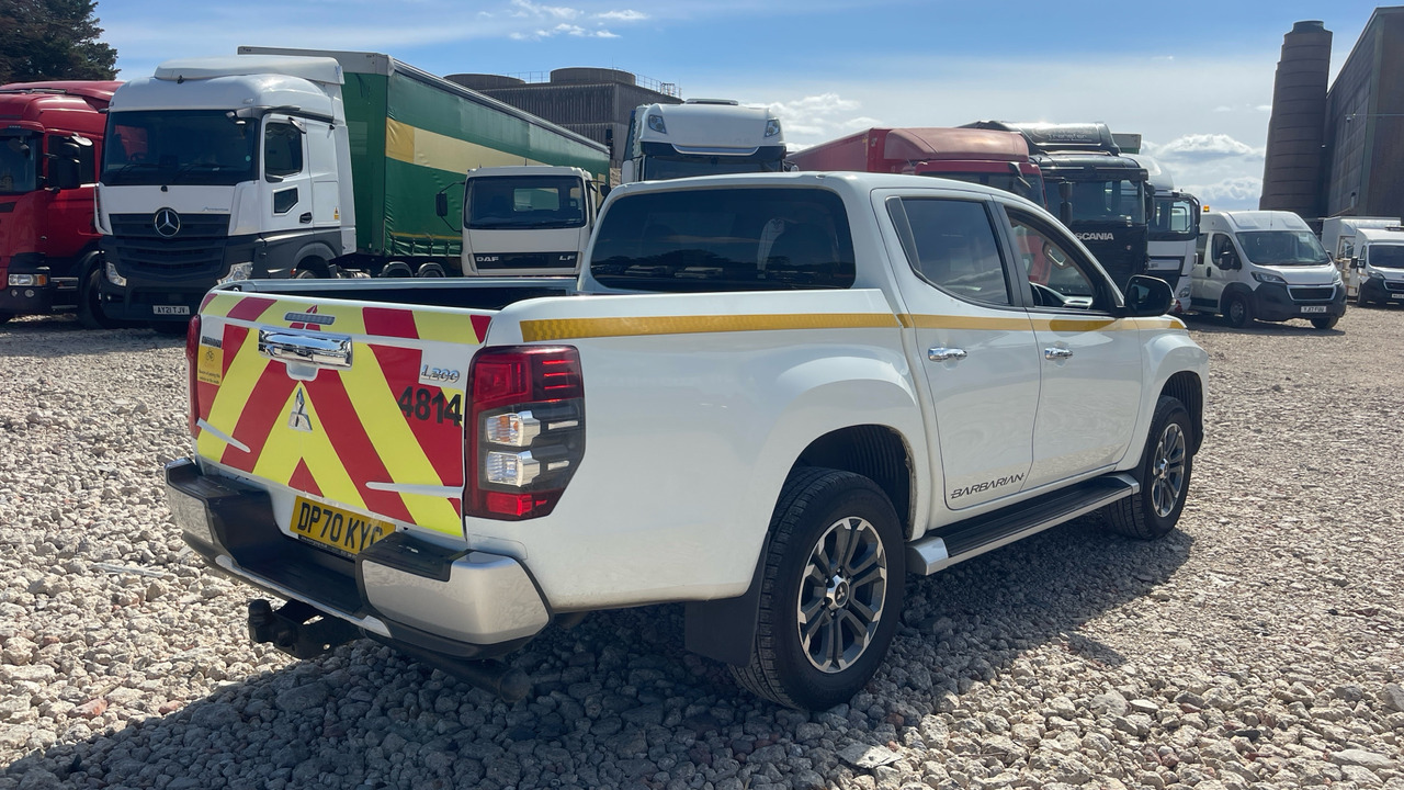 MITSUBISHI BARBARIAN L200 - Pick-up, Bestelwagen met dubbele cabine: afbeelding 4 MITSUBISHI BARBARIAN L200 - Pick-up, Bestelwagen met dubbele cabine: afbeelding 4