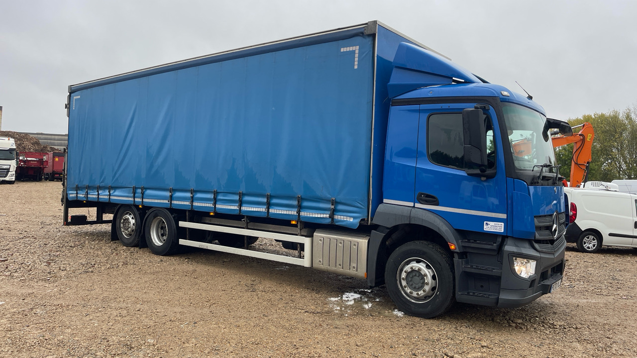 Mercedes-Benz Antos - Schuifzeilen vrachtwagen: afbeelding 1 Mercedes-Benz Antos - Schuifzeilen vrachtwagen: afbeelding 1