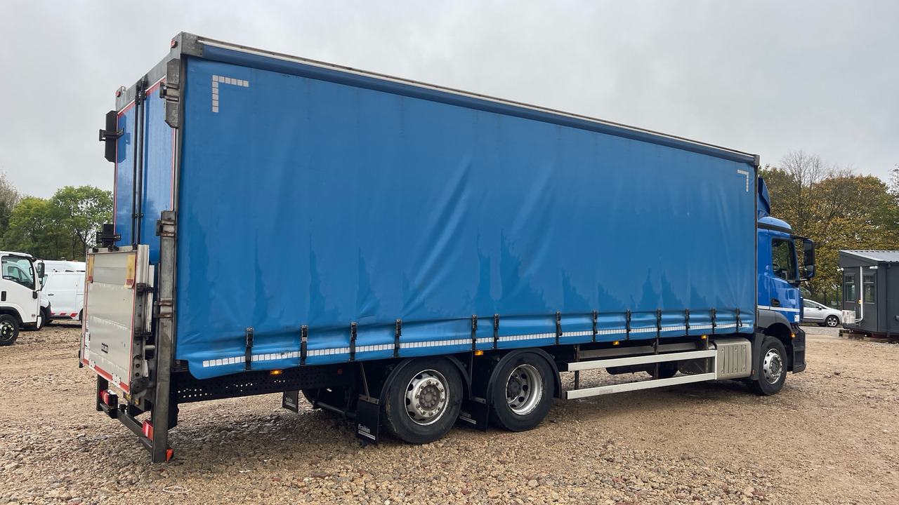 Mercedes-Benz Antos - Schuifzeilen vrachtwagen: afbeelding 4 Mercedes-Benz Antos - Schuifzeilen vrachtwagen: afbeelding 4
