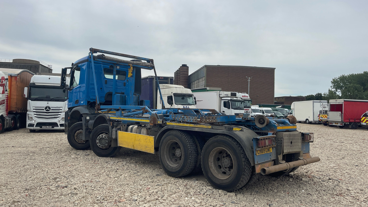 Mercedes-Benz Arocs - Haakarmsysteem vrachtwagen: afbeelding 3 Mercedes-Benz Arocs - Haakarmsysteem vrachtwagen: afbeelding 3