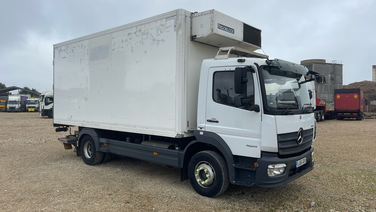 Mercedes-Benz Atego 1524 - Koelwagen vrachtwagen: afbeelding 1 Mercedes-Benz Atego 1524 - Koelwagen vrachtwagen: afbeelding 1