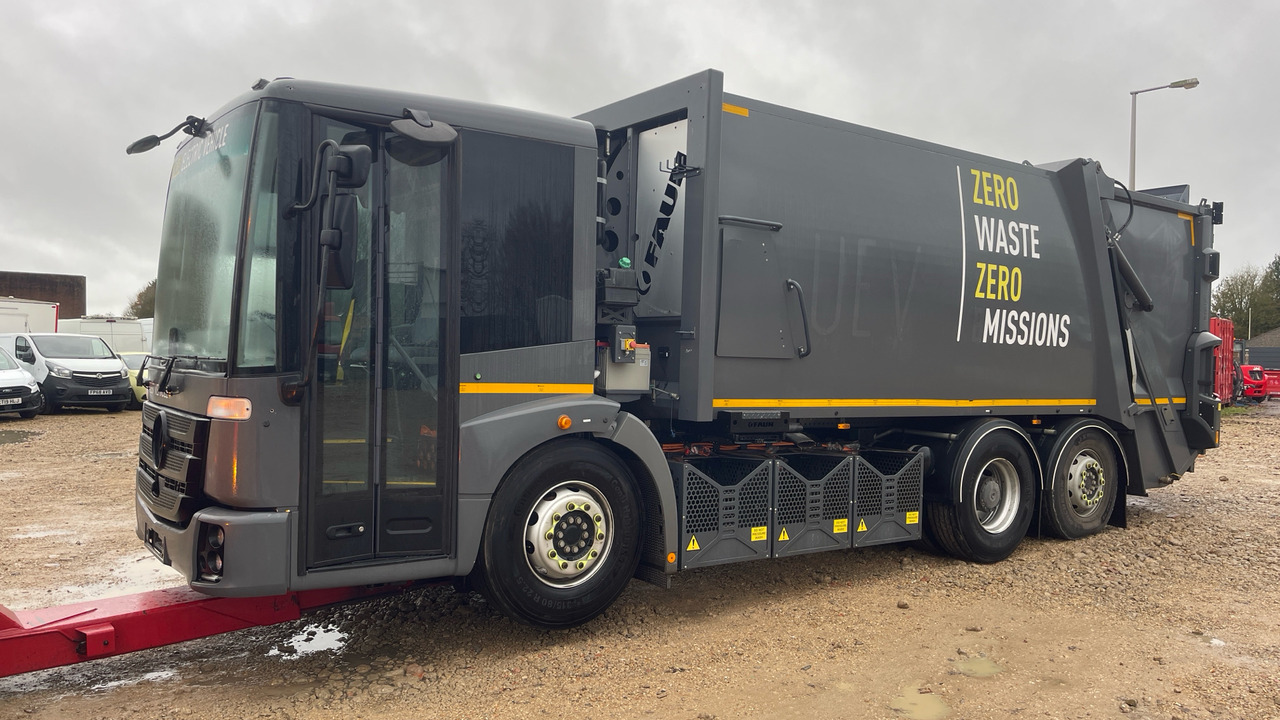 Mercedes-Benz Econic - Vuilniswagen: afbeelding 3 Mercedes-Benz Econic - Vuilniswagen: afbeelding 3