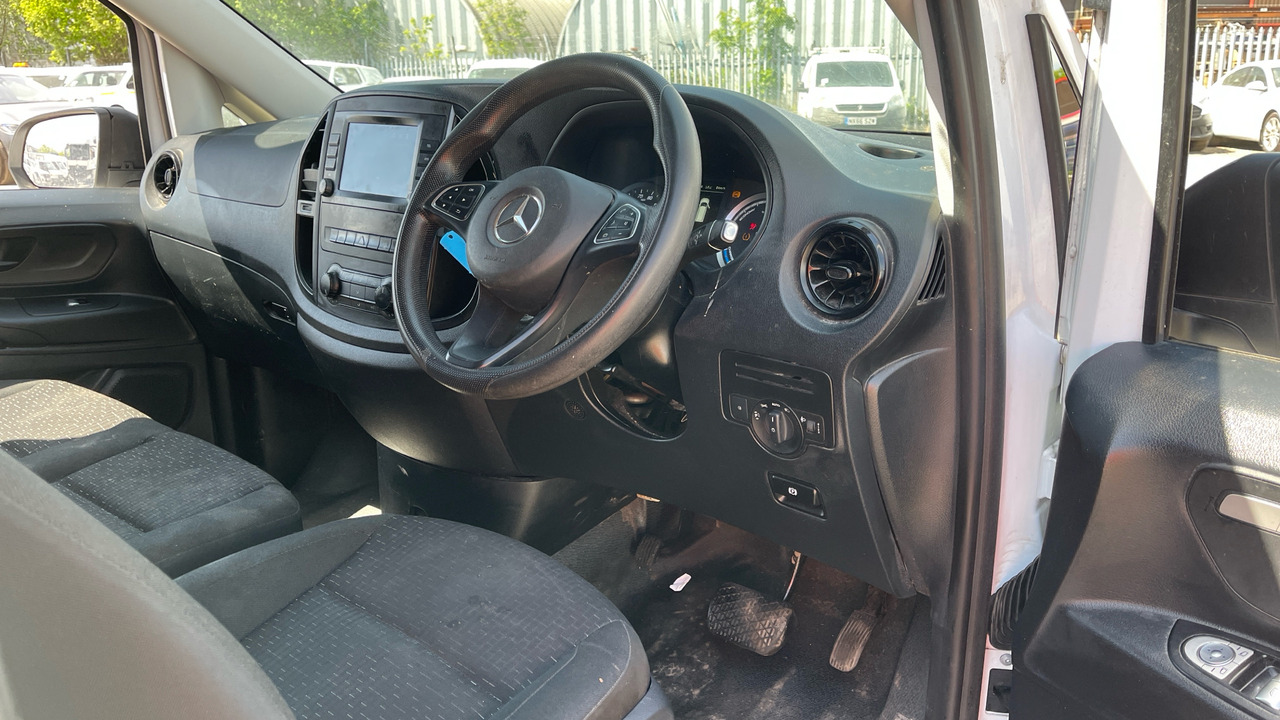 Mercedes-Benz eVito 85KW Progressive - Gesloten bestelwagen, Elektrische bedrijfswagen: afbeelding 5 Mercedes-Benz eVito 85KW Progressive - Gesloten bestelwagen, Elektrische bedrijfswagen: afbeelding 5