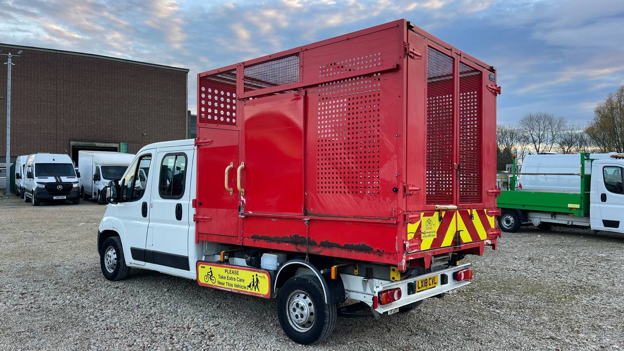 PEUGEOT BOXER 335 2.0 BLUE HDI 130PS - Kipper bestelwagen: afbeelding 3 PEUGEOT BOXER 335 2.0 BLUE HDI 130PS - Kipper bestelwagen: afbeelding 3