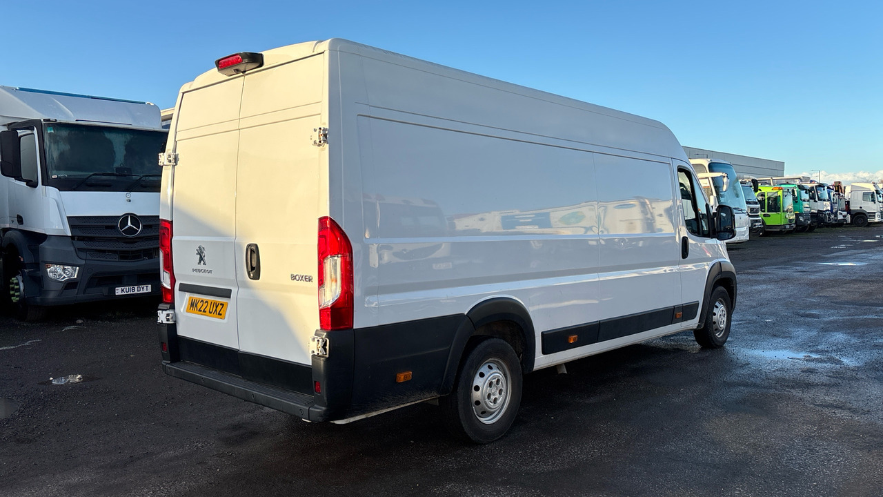 PEUGEOT BOXER 435 2.2 BlueHDi H2 Professional Van 140ps - Gesloten bestelwagen: afbeelding 4 PEUGEOT BOXER 435 2.2 BlueHDi H2 Professional Van 140ps - Gesloten bestelwagen: afbeelding 4