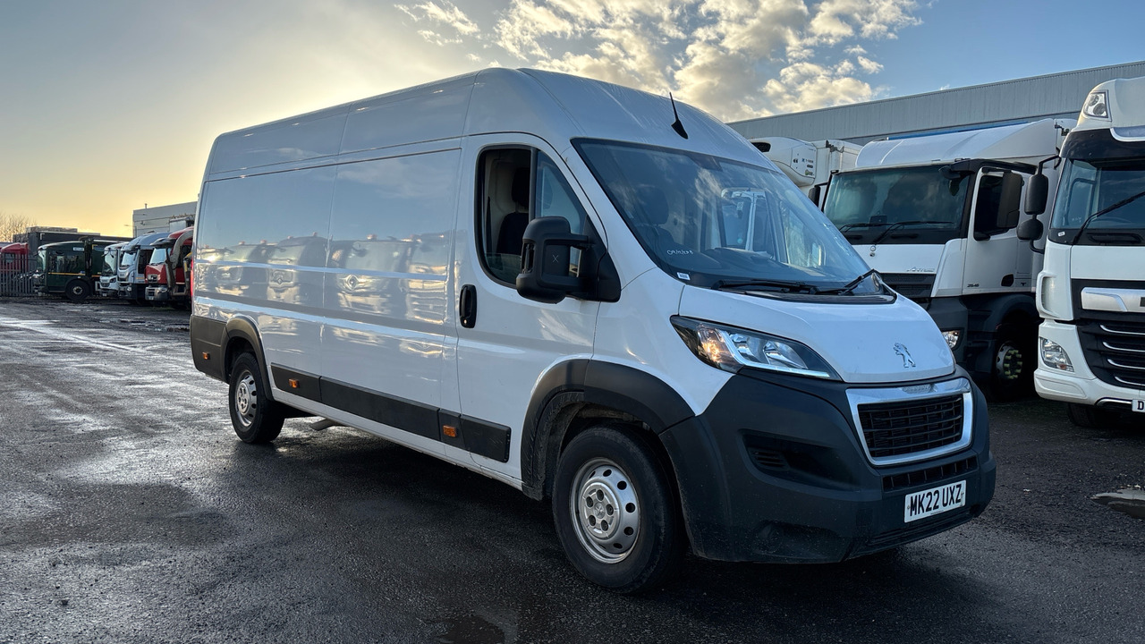 PEUGEOT BOXER 435 2.2 BlueHDi H2 Professional Van 140ps - Gesloten bestelwagen: afbeelding 1 PEUGEOT BOXER 435 2.2 BlueHDi H2 Professional Van 140ps - Gesloten bestelwagen: afbeelding 1