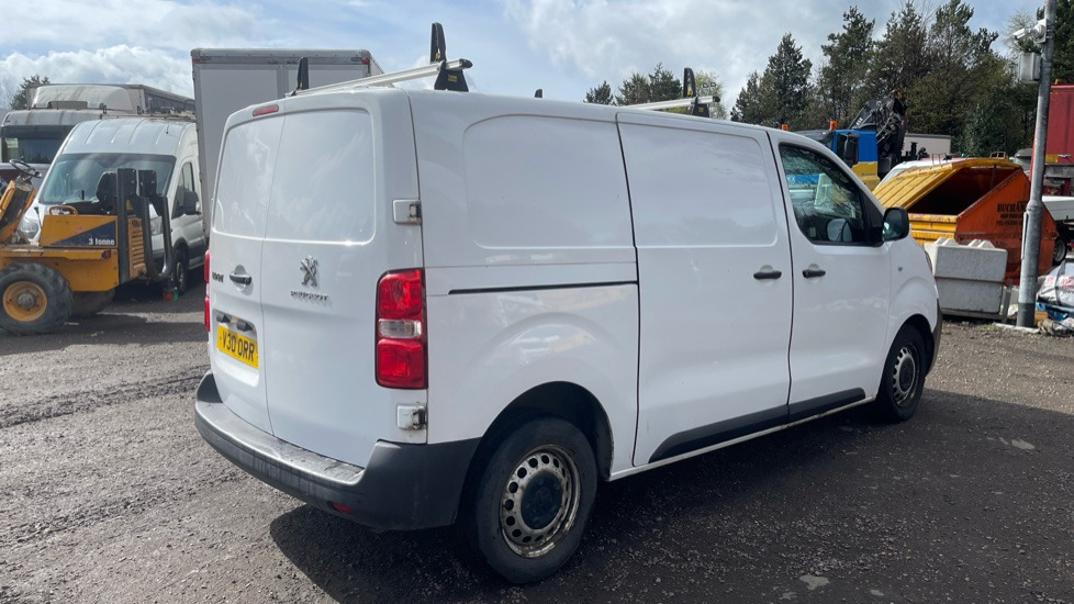 PEUGEOT EXPERT PROFESSIONAL 2.0 BLUEHDI 120PS - Gesloten bestelwagen: afbeelding 4 PEUGEOT EXPERT PROFESSIONAL 2.0 BLUEHDI 120PS - Gesloten bestelwagen: afbeelding 4