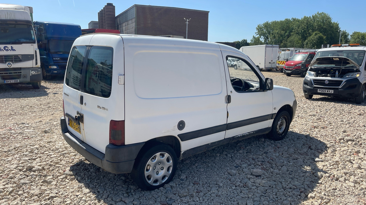 PEUGEOT PARTNER 600 - Kleine bestelwagen: afbeelding 4 PEUGEOT PARTNER 600 - Kleine bestelwagen: afbeelding 4