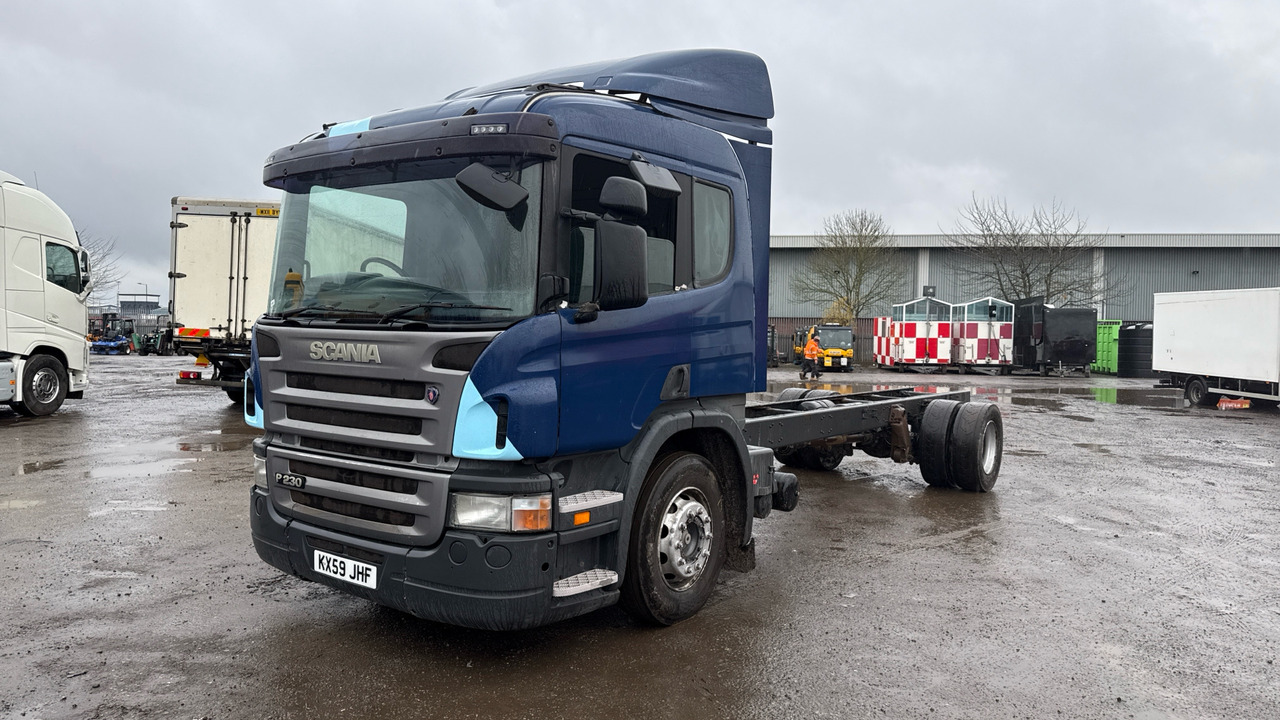 SCANIA P 230 - Chassis vrachtwagen: afbeelding 2 SCANIA P 230 - Chassis vrachtwagen: afbeelding 2