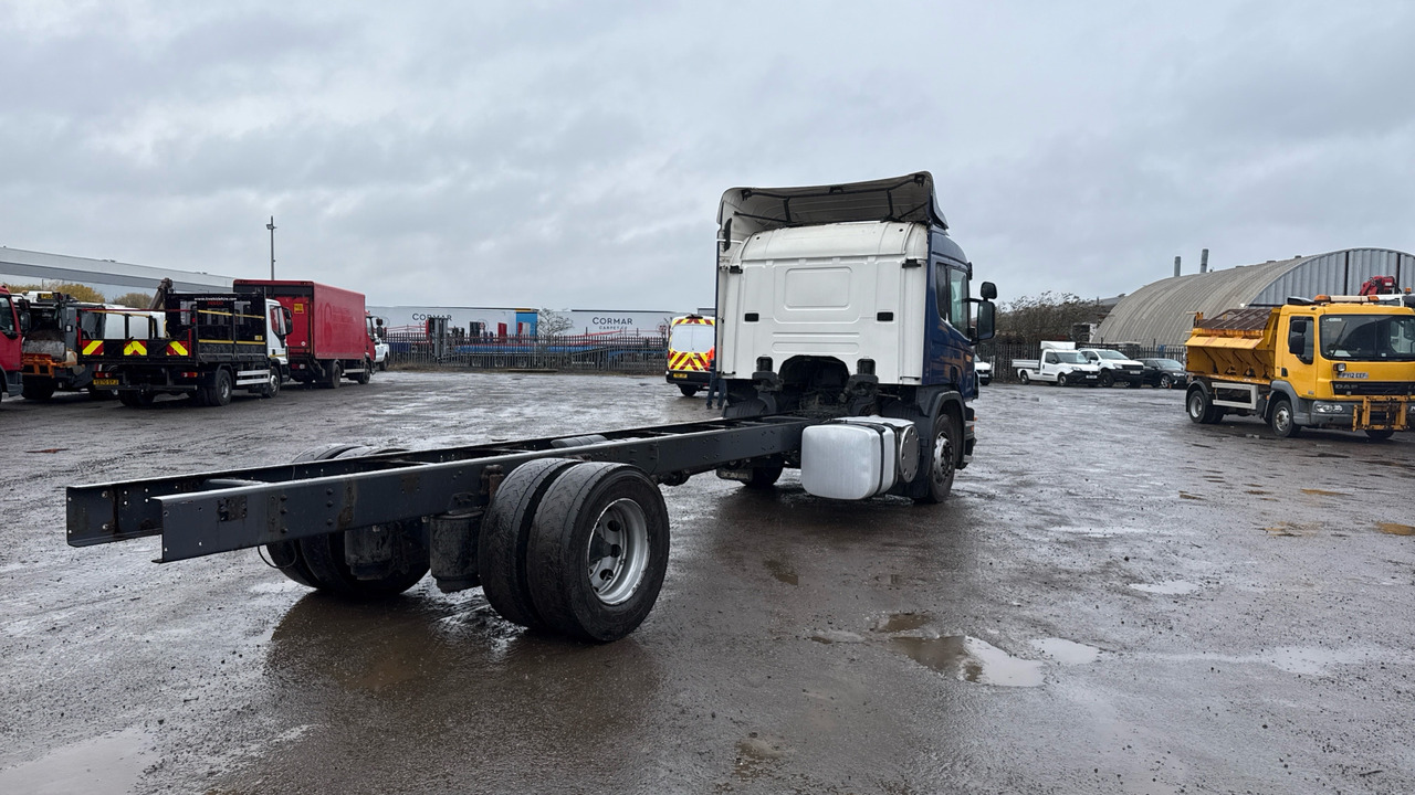 SCANIA P 230 - Chassis vrachtwagen: afbeelding 4 SCANIA P 230 - Chassis vrachtwagen: afbeelding 4